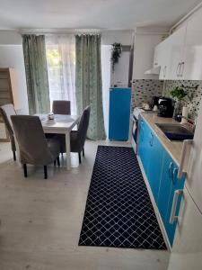 Close to the Airport 15 minutes walk & Therme -SELF CHECK-IN