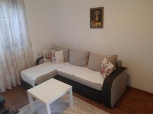 Apartman Amra-beautiful holiday home