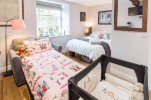 Hall View Guest Suite