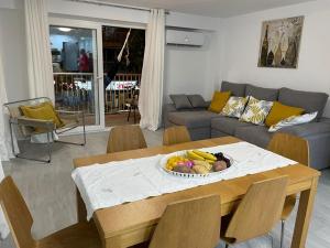 NEW STYLISH BEACH FRONT APARTMENT