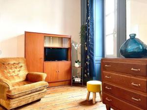 Caporizon-Le Perot-T2 au coeur du vieux port 100m plage