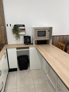 Puerto Rico Savage 3 One o Two Rooms