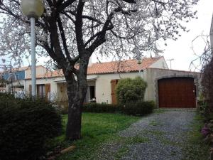 Maisons de vacances Maison avec jardins a 5 mn de la gare de La Rochelle : photos des chambres