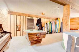 Maisons de vacances Surf, Skate and Wine house. : photos des chambres