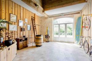 Maisons de vacances Surf, Skate and Wine house. : photos des chambres