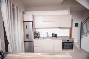 Spacious Family House with Garden - 5 min walk to Beach