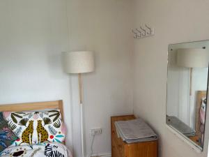 Mini cabin in a quiet area