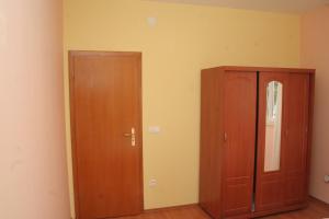 Apartments by the sea Rogoznica - 3098