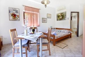 Apartments with parking space Zambratija, Umag - 21589