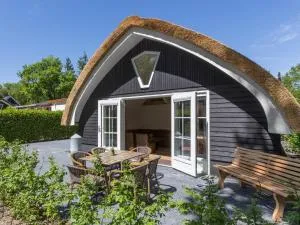 Beautiful cottage near Giethoorn - Tuk