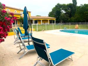 Villas Majestic villa in L'isle-Sur-La-Sorgue with private pool : photos des chambres