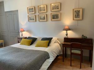 Maisons de vacances Gite de charme avec jardin au coeur des chateaux, WiFi, parking inclus - FR-1-381-543 : photos des chambres