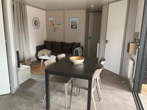 Chalets Chalet Jullouville, 3 pieces, 4 personnes - FR-1-361-505 : photos des chambres