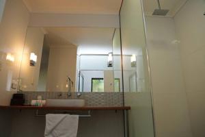 Tropika - Absolute Beachfront