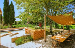 Maisons de vacances Awesome Home In Vagnas With Outdoor Swimming Pool, Wifi And Private Swimming Pool : photos des chambres