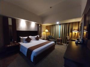 Phòng Loại Sang Giường Đôi (Deluxe Double Room)