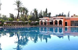 Royal Mirage Deluxe