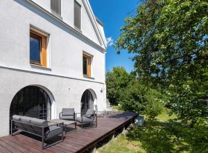 Tiny House, podkrovní apartmán a apartmán s výhledem do zahrady