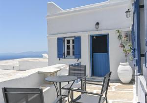 Josephines Kardiani House