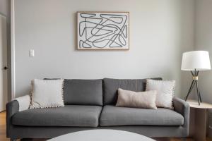 East Village 2br w doorman wd nr Square NYC-1185