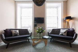 Two-Bedroom Apartment room in The Spires Edinburgh