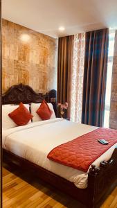 HYDERS PARK- THE LUXURY HOTEL