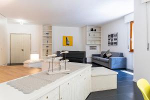 Livorno Sea View Flat W Balconies near the Beach!