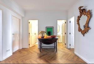 Elegant Apartment Overlooking Historic Loulé