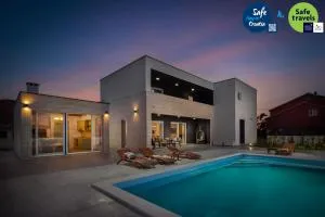 Magnificent Luxury Villa Dominic - Glavan