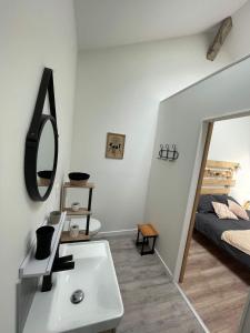 Les Iris - Chambre Chêne - petit déjeuner