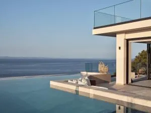Bardo Villa, Endless Blue with Heated Pool, By ThinkVilla - Xirokástellon