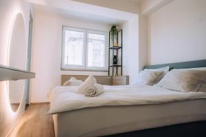 The White Lotus Apartment