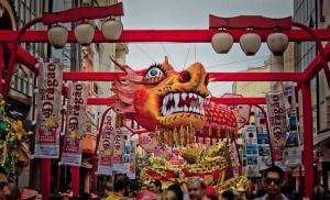 Apartamento para pessoas de família ou a negócio, Ap Grande 3 quartos no Brás próximo igreja Mundial,mercado municipal, 25 de março, templo Salomão, metro Dom Pedro ll, bancos, mercado e etc