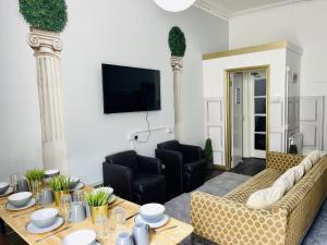 Seafront Party Houses for Hens, Stags & Groups