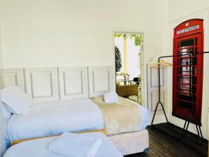 Seafront Party Houses for Hens, Stags & Groups