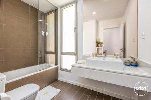 ViVi Homes - Lima Pool, Sunny Terrace & Beach