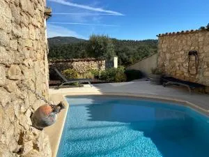 Guest houses - Les Pierrons - Le Revest-les-Eaux