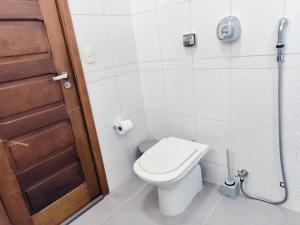 Vila Madalena, casa 4 quartos conforto e segurança