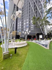 Modern Suites at Arte Mont Kiara BY Iconique