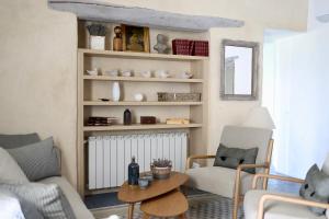 B&B / Chambres d'hotes Le Mas Les Eydins : Suite Lit King-Size avec Balcon
