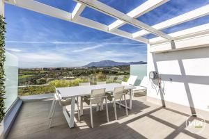 ViVi Homes - Sonrisa Pool, Terrace, Golf & Beach