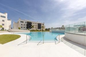 ViVi Homes - Panorama Pool, Golf, Terrace & Sea View