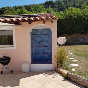 Petite Villa indépendante - Grande piscine 12x8