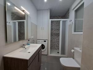 Altamira White & Bright