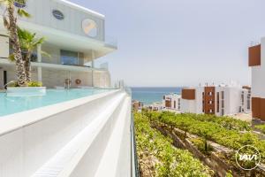 ViVi Homes - Nova Pool, Terrace & Sea View