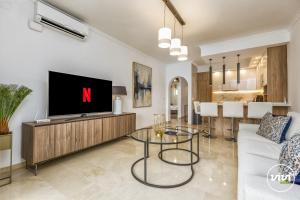 ViVi Homes - Rio Pool, Terrace, Golf & Sea View