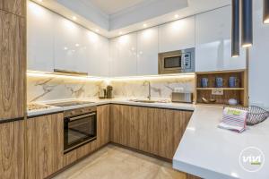 ViVi Homes - Rio Pool, Terrace, Golf & Sea View