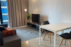 Muji Modern Suite at Trefoil Setia Alam