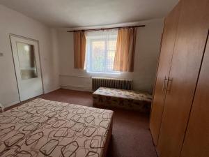 Dom ALEX pri kúpalisku Thermalpark