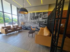 Contemporary 2R2B Studio 10 minutes from KLCC